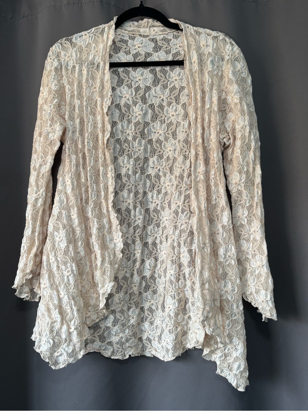 Ivory Pucker Lace Open-Front Cardigan